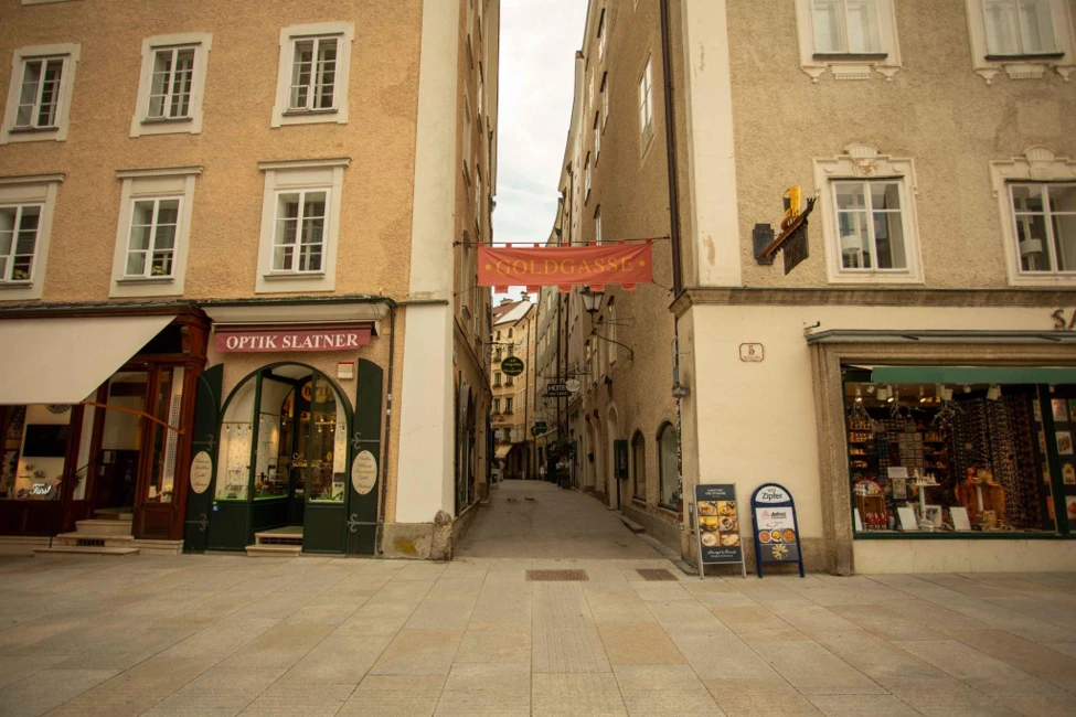 Goldgasse 46