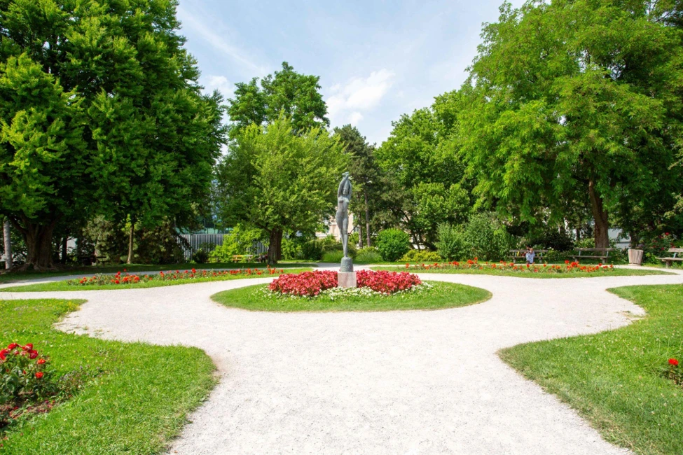 Skulptur Die Tänzerin