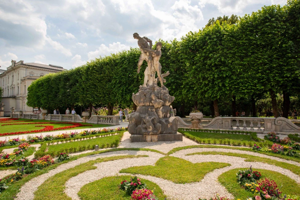 Statue Hercules